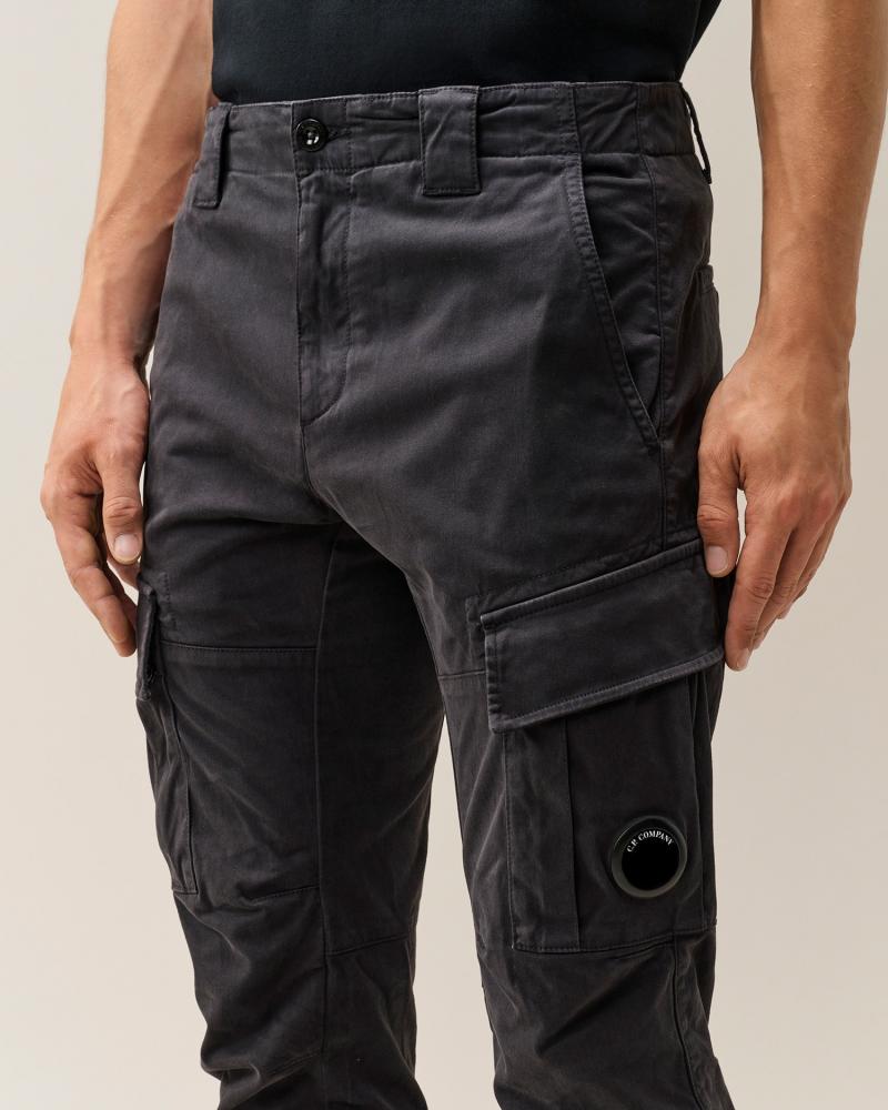 PANTALON C.P. COMPANY CARGO  PA731A 999 NOIR
